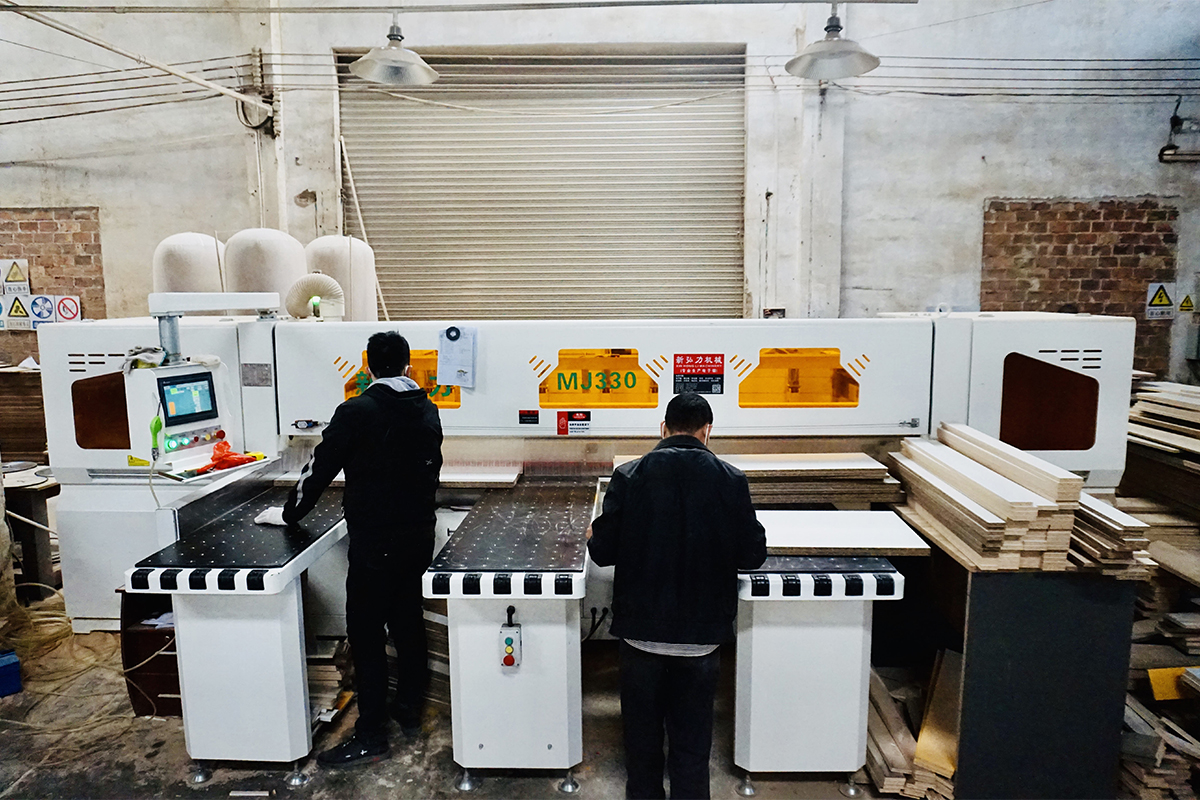 furniture making machine